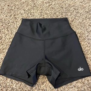 Alo biker shorts